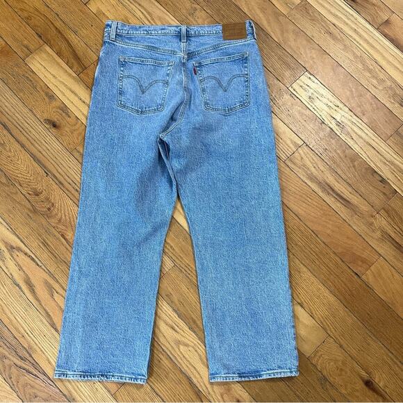 NWT Levi’s Premium Ribcage Straight Ankle Jeans Light Wash - Picture 5 of 11